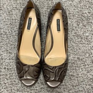 Multi colored heel. Great condition!  Peep toe!